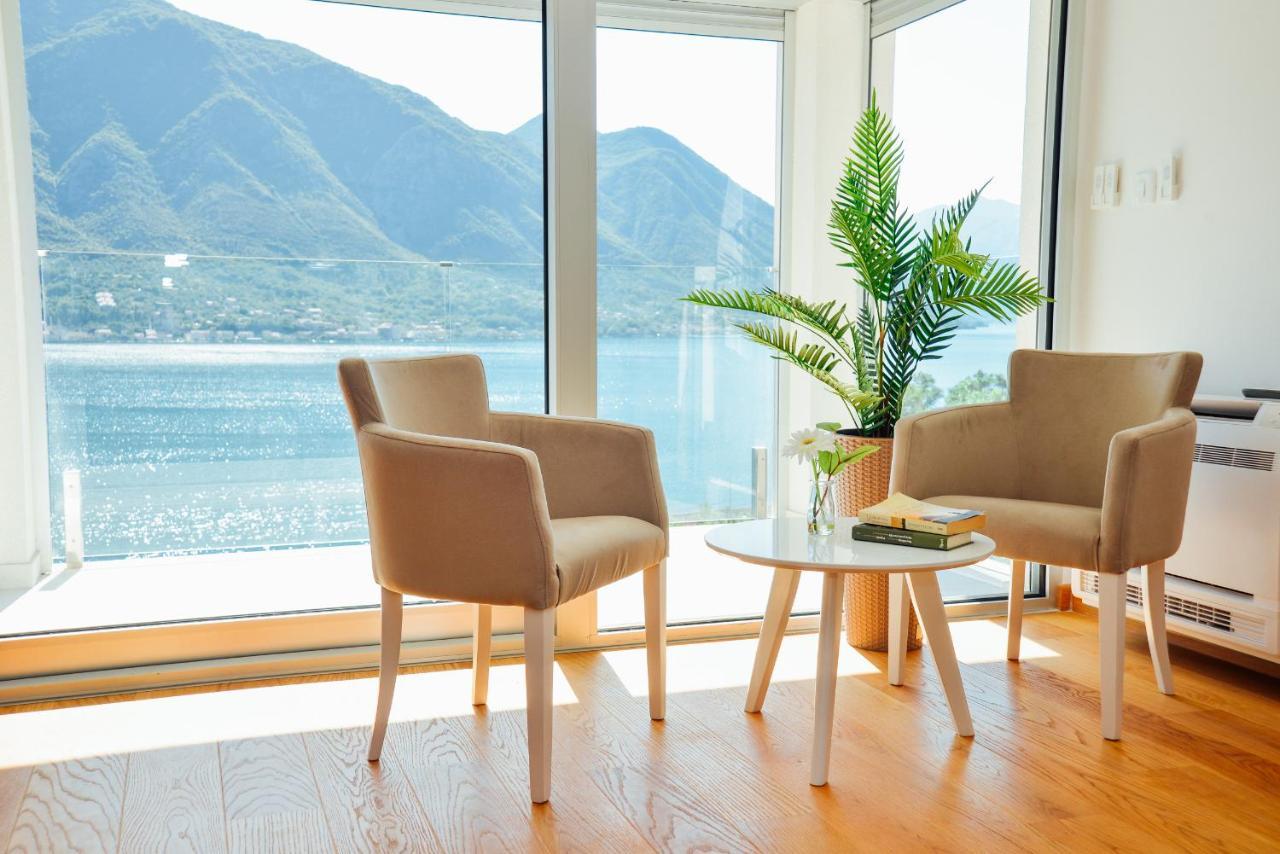 Ily Apartment With Sea View Котор Екстериор снимка